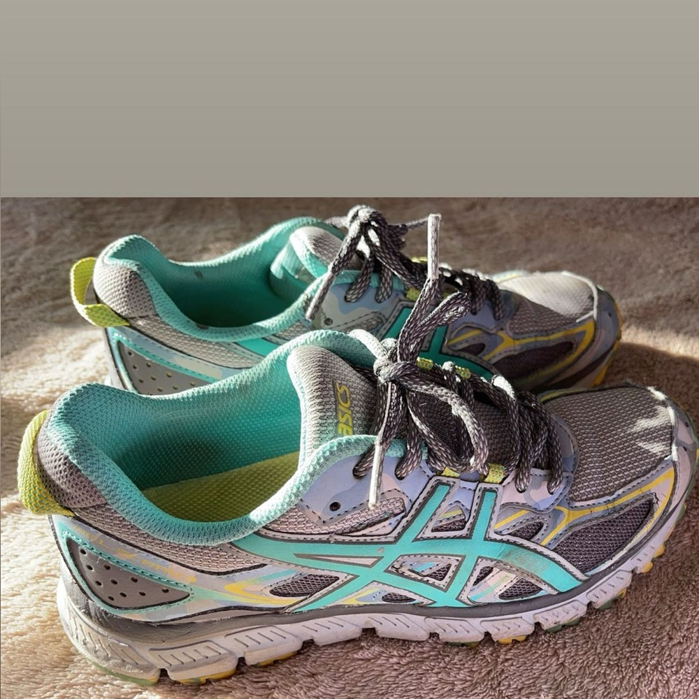 ASICS Women's Gray and Teal Running Shoes